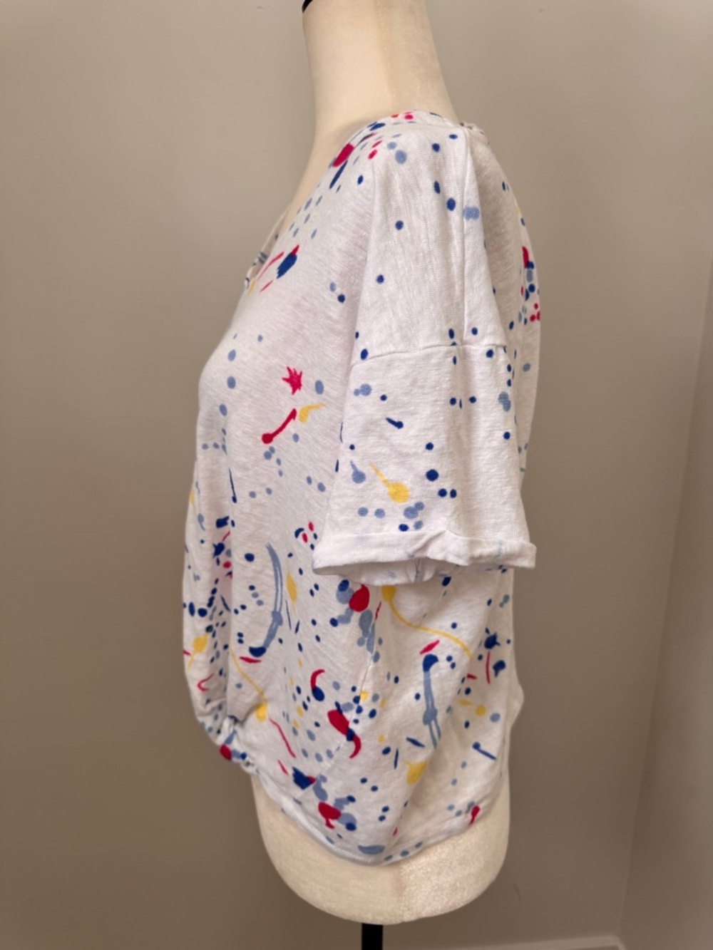 CHARLIE B White V-Neck Linen Short Sleeve Top with Multi Color Splash Print Sz S - Picture 4 of 10